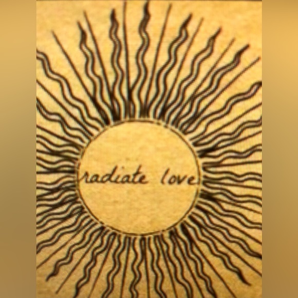 Living in the PNW!! 🌙✨☀️🏔🌦✨ - Picture 4 of 4